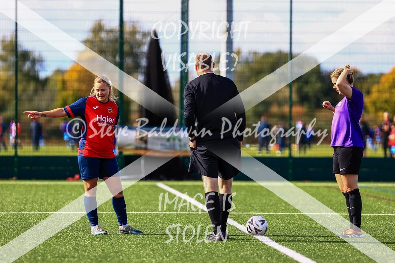1DX30342 - 2025-10-05 FC Abbey Meads Ladies V Purton  Kingsdown FC Ladies