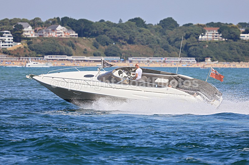 180805 AVANTE - SUNSEEKER HAWK 31 1Y3A6501_Edit - 180805 AVANTE - SUNSEEKER HAWK 31