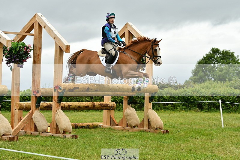 250524A-093956-08566 - A-006-Holly.Clarke-NICO