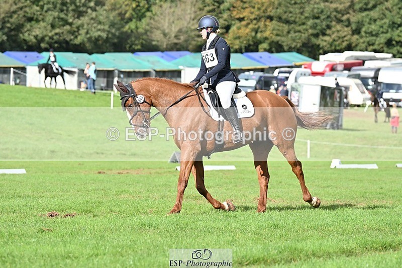 231020-141042-10840 - 663-GROOVY.GUY-Hannah.Watson-DR