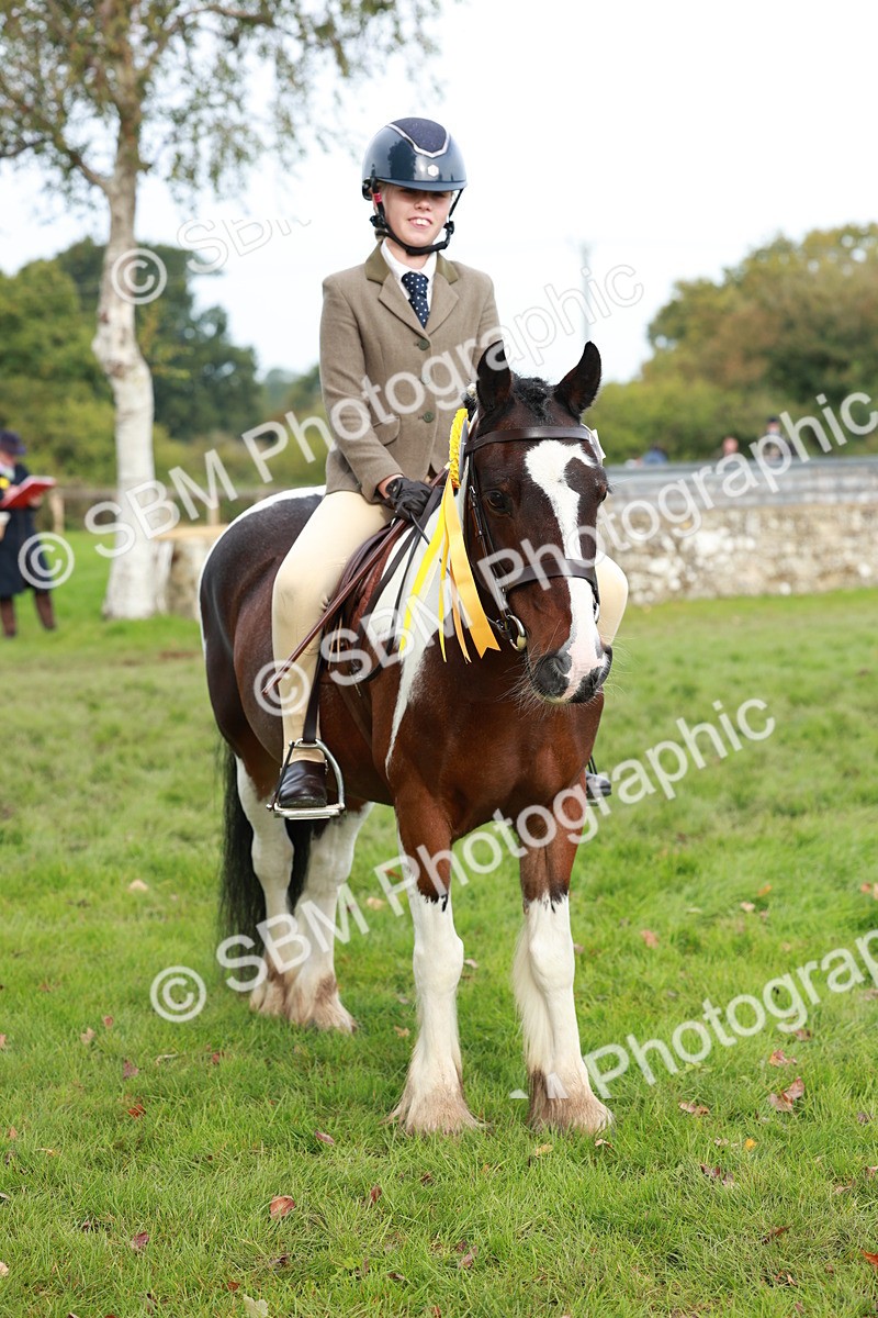 SBM_56498 - S39 - Starters In Hand Showing