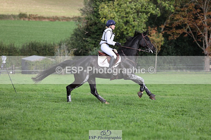 241025-130021-08203 - 132-Mollie.Summerland-MOJO