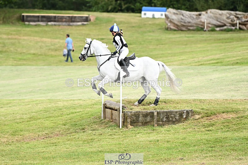 240825X-152354-35646 - 80cm XC 14.30 to 15.30