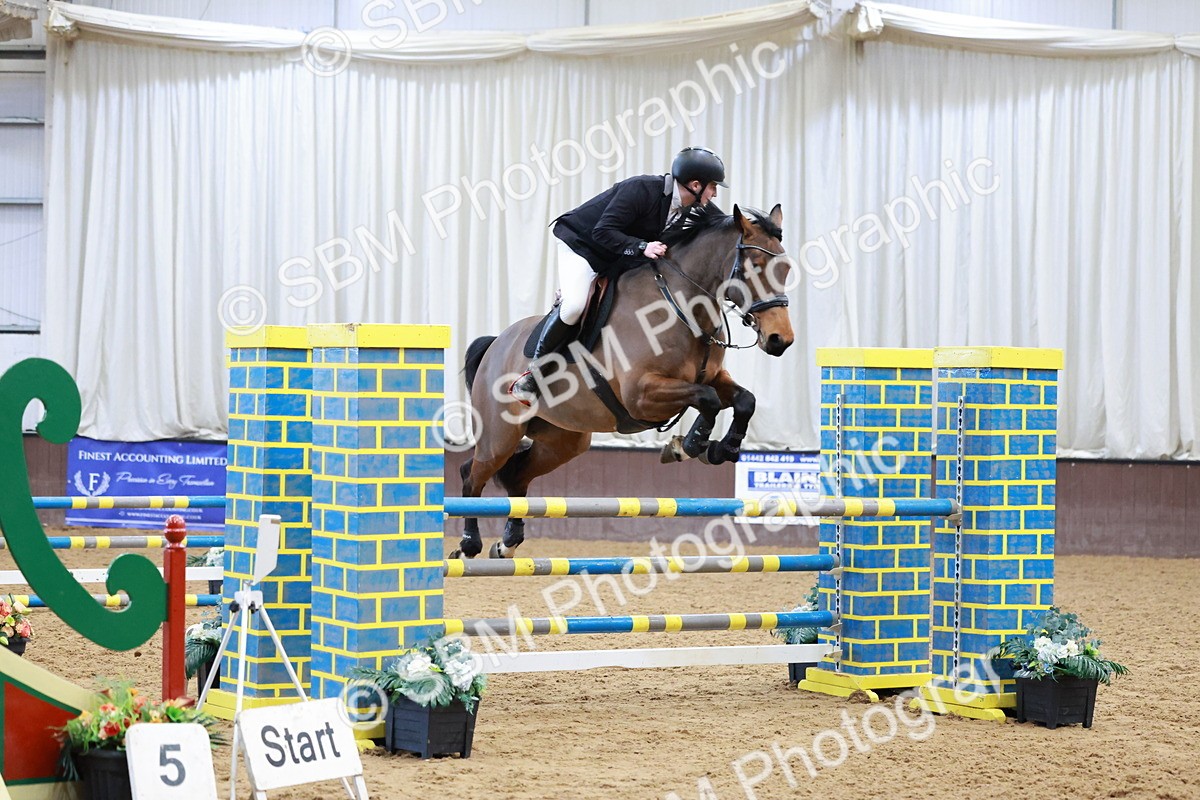 SBM_003830 - Class 11 - Senior Newcomers/ 1.10m Open