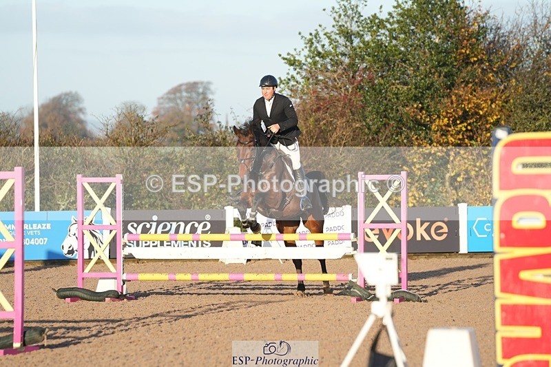 251108-082927-01749 - Cls 9 British Novice and 90cm Open