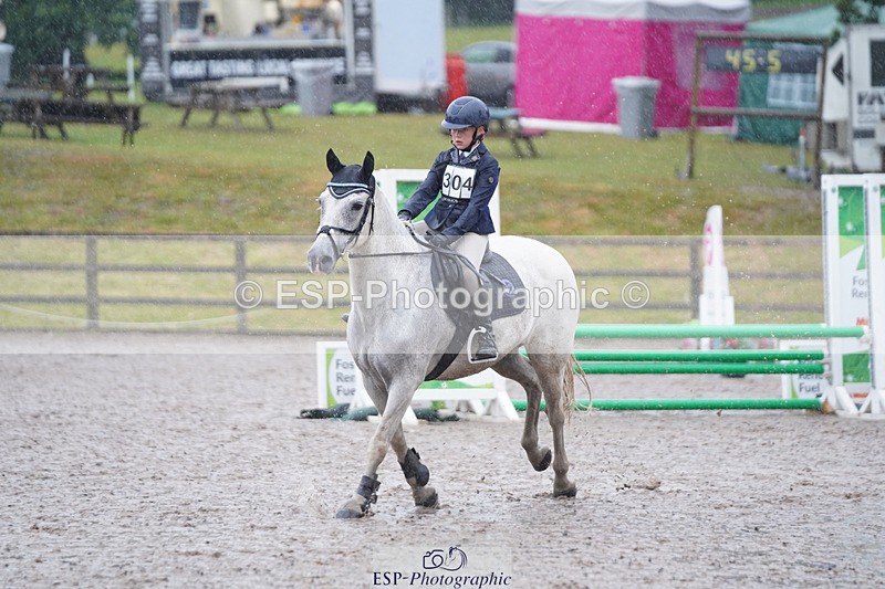 240824X-082410-20173 - 70cm Round 1 8.30 to 9.30