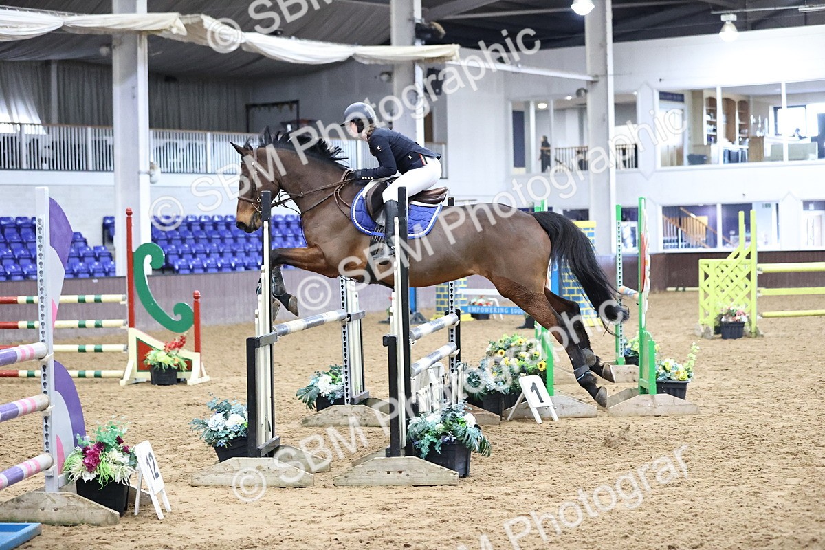 SBM_006137 - Class 16 - Senior Newcomers - 1.10m Open