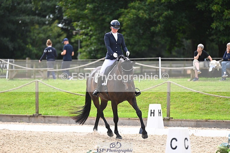 240809-144511-01936 - 248-Tamara.Egglestone-Olinde