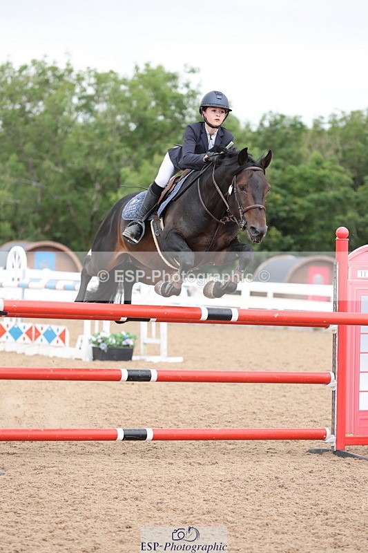 240630A-154559-14878 - Cls 33 Foxhunter and 1.10m Open