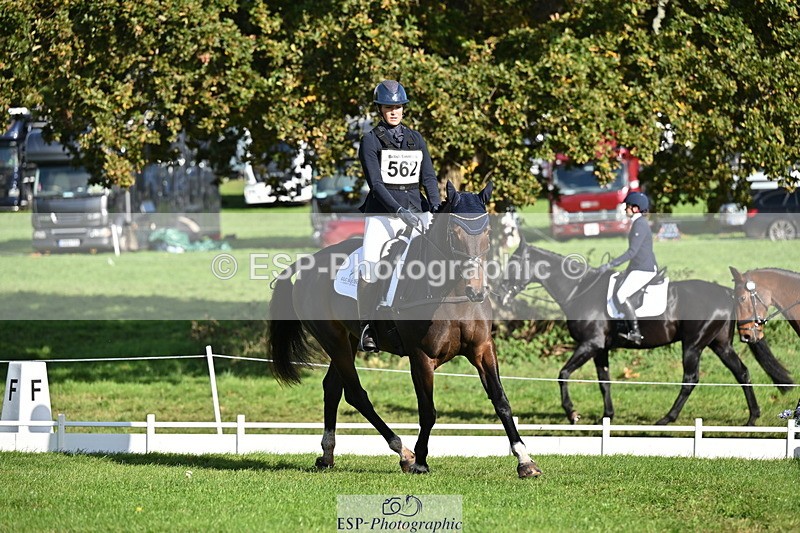 251024A-112522-09653 - G-562-Phoebe.Lagor