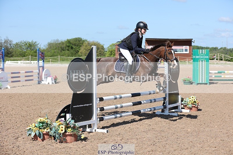 250504-101048-01856 - Cls 1 Pony Intro 70cm