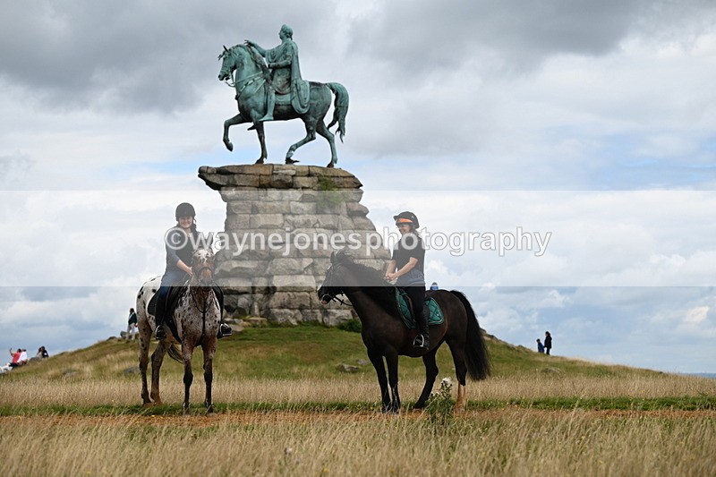 DSC_7165 - Time at Statue 12:45 to 13:15
