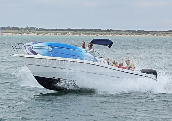 090823 KARNIC IMG_1807 - Motorboats - Open