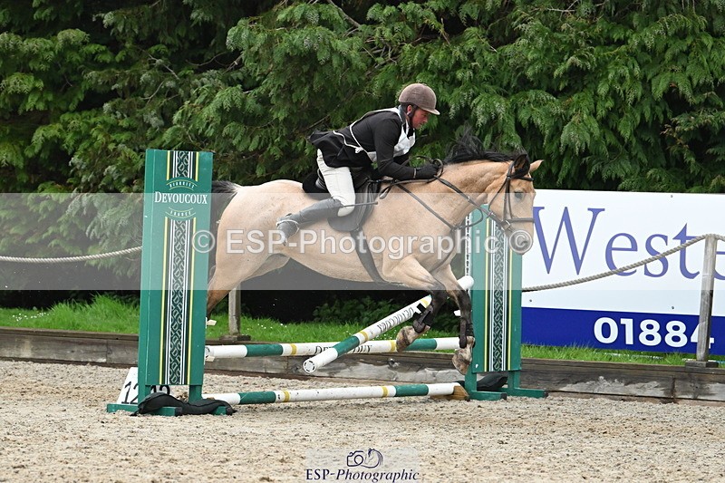 250418A-141724-01114 - UnAff 70cm