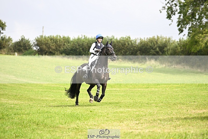 240831A-114428-01634 - 110-Laura.Pritchard-TOUCH.OF.SILK.I