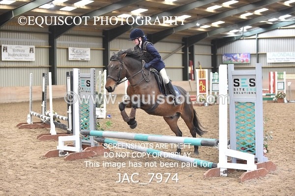 JAC_7974 - CLASS 4 NOVICE 50CM