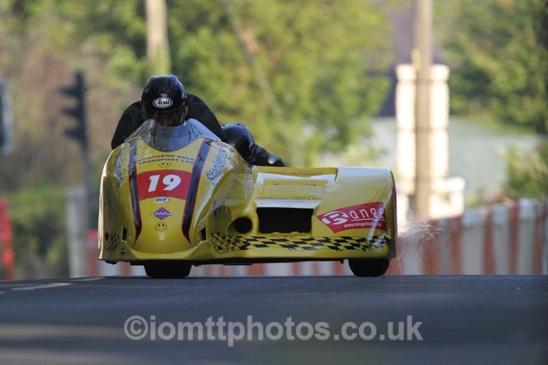 IMG_5497 - Thursday Practice - TT 2013 Side Car