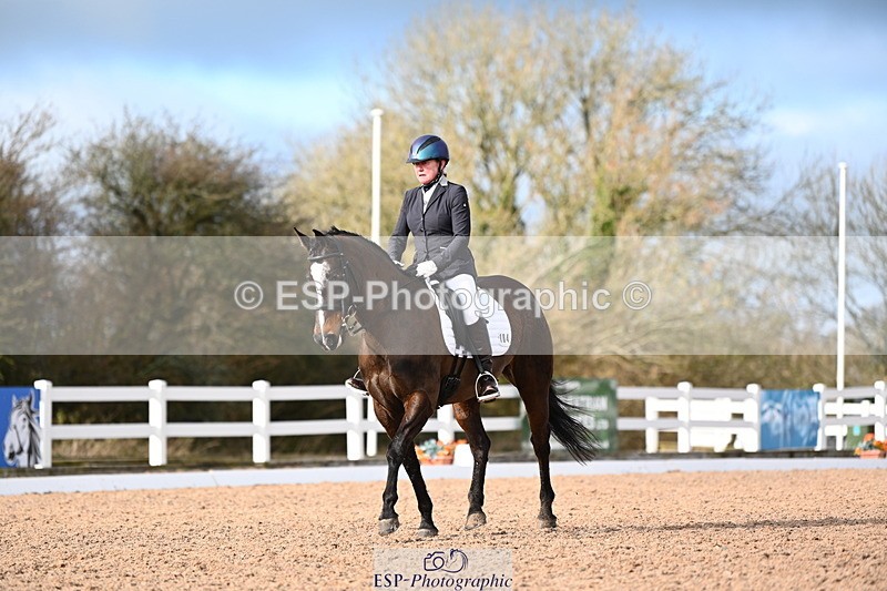 240218A-143314-08674 - 184-jeanette.male-Langaller.Future.Star