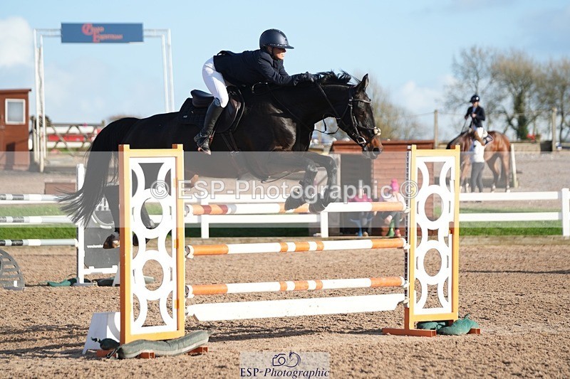 251108-135935-02784 - Cls 15 1.25m Winter Champ Qualifier