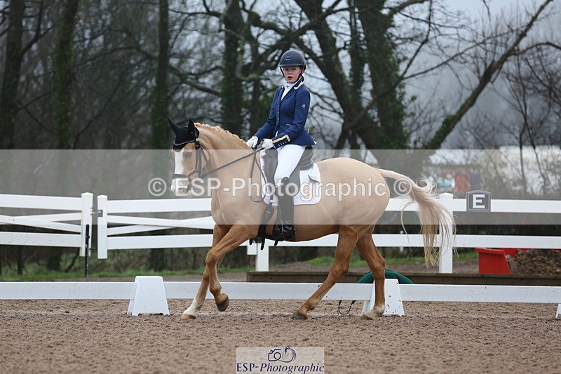 240217A-083335-00026 - 216-Olivia.Luscombe-Rosewater.Chamonix