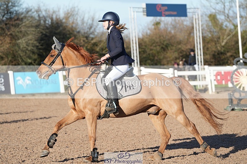 251130-103456-00946 - Cls 4 Pony Brit Nov & 80cm Open