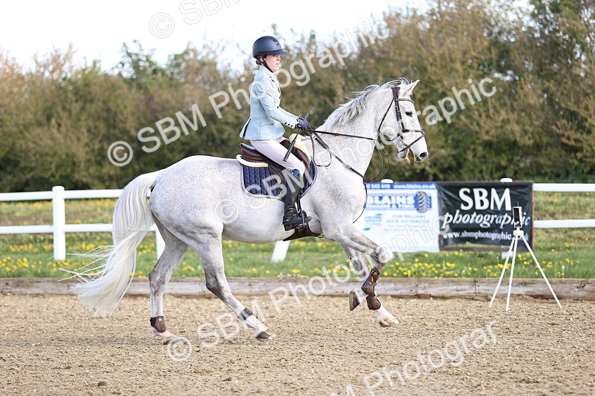 SBM_002919 - Class 14 - Clear Round