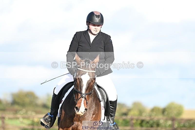 231105-143552-02429 - Cls 5 Novice 27 Start to 15.30 break