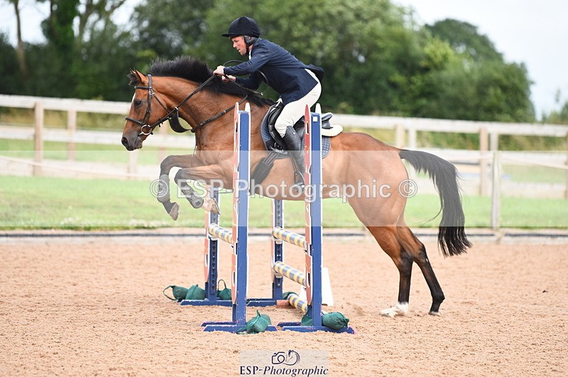 230711A-163216-00040 - 70cm