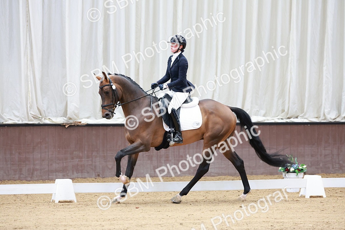 SBM_006809 - Class 6b - Novice 6 - 8.56-9.24