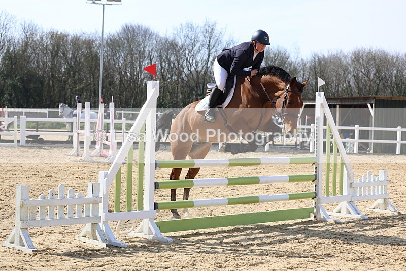 3E7A6457 - Class 4: Senior British Novice/90cm open