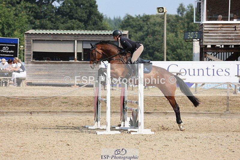 250816A-105954-00923 - Cls 3 Snr British Novice