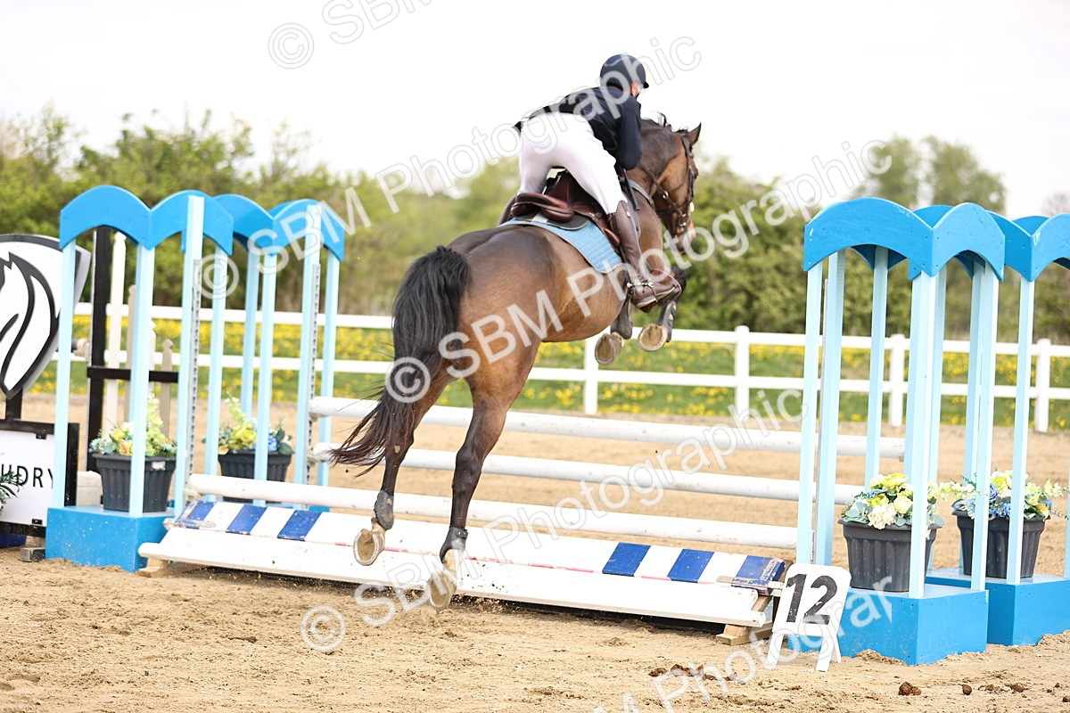 SBM_002434 - Class 11 - Senior newcomers - 1.10m