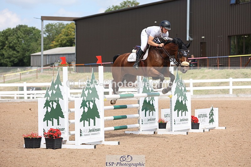 240718A-131932-05536 - Cls 9, 1 Star Bronze Tour 1.10m