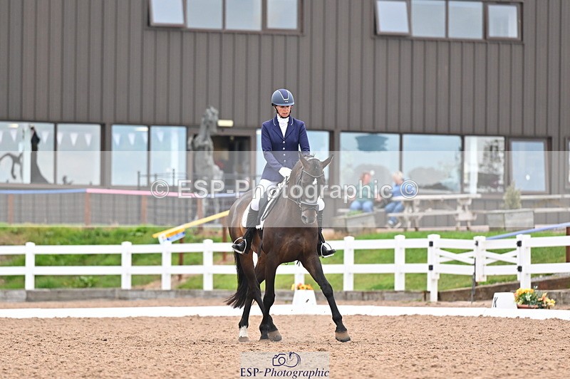 240817A-153544-10319 - 211-Louisa.Chatting-First.Mohican.II