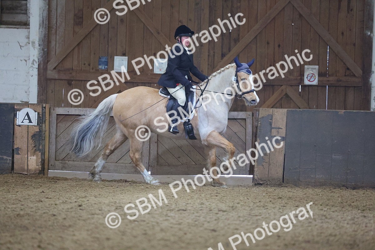 SBM_003112 - Class 9-10 - MQ U21 Open Novice 1