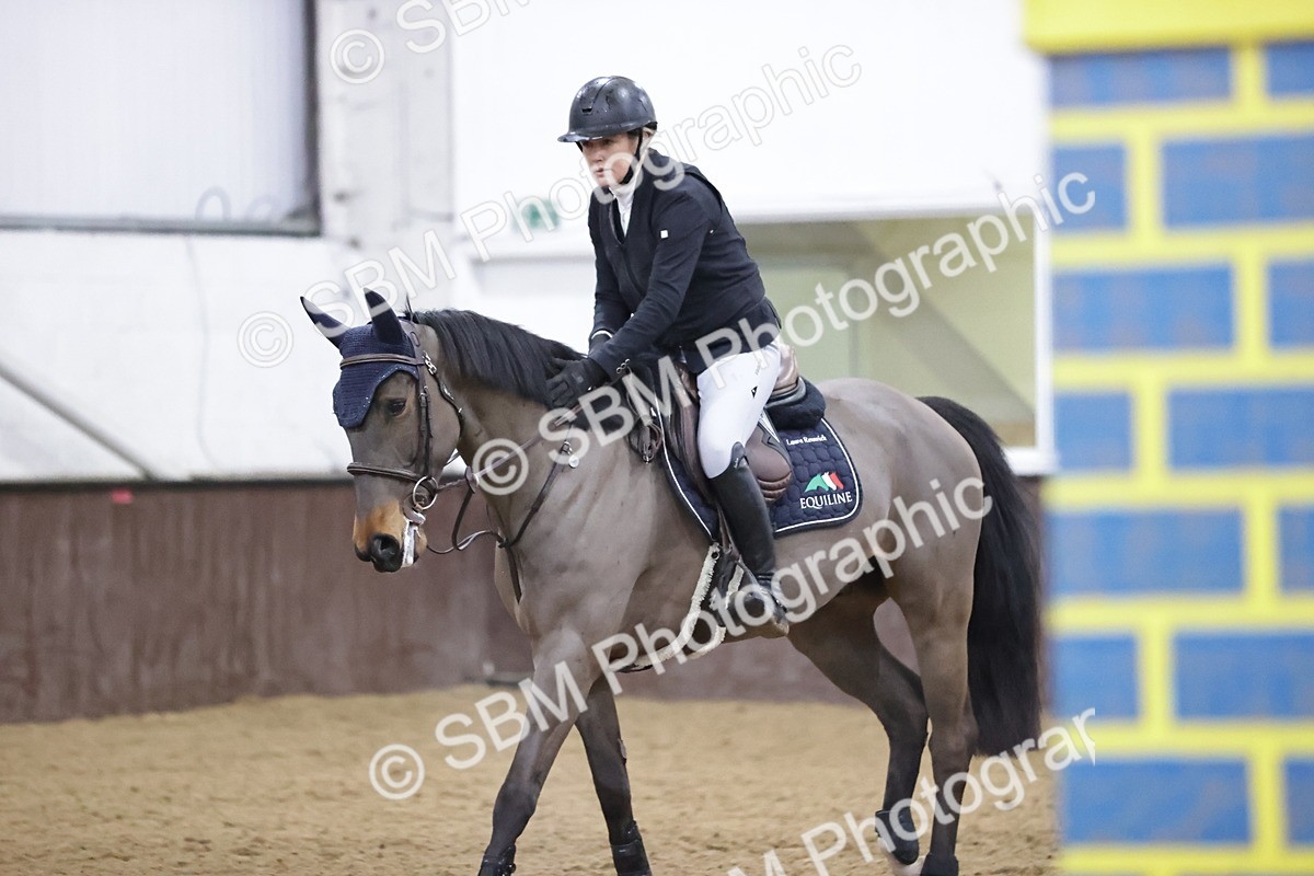 SBM_001088 - Class 4 - Senior Newcomers/ 1.10m Open