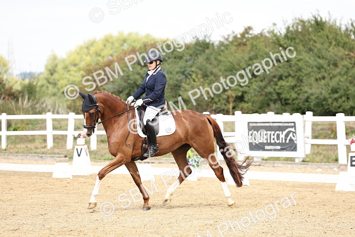 SBM_018230 - Class 16 - Novice 5 - 11.12-12.01