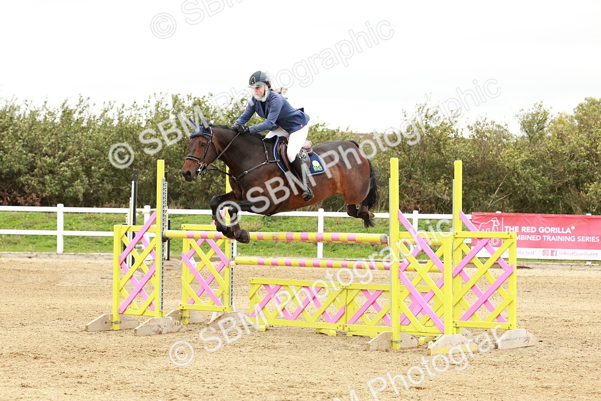 1I0A8028 - Class 5 - Senior Foxhunter 1.20m