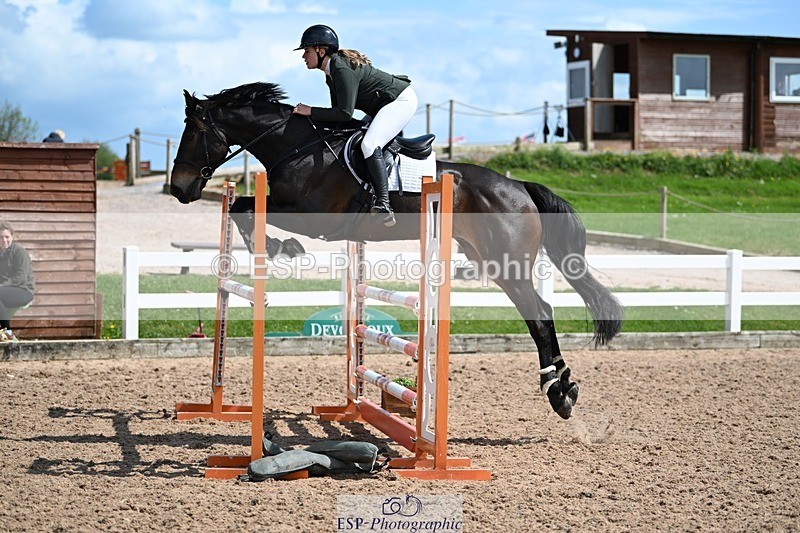 260507-134331-03620 - Cls 9 1.05m Amateur Qualifier
