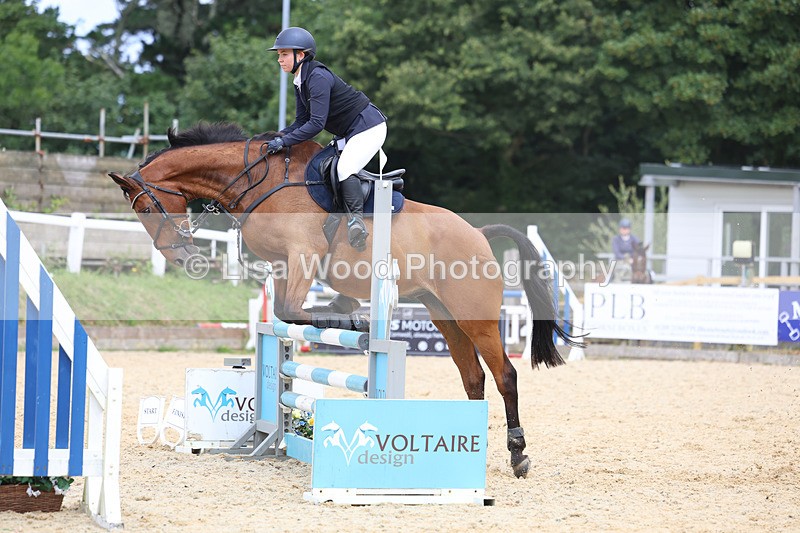 3E7A4793 - Class 4: Senior British Novice/90cm open