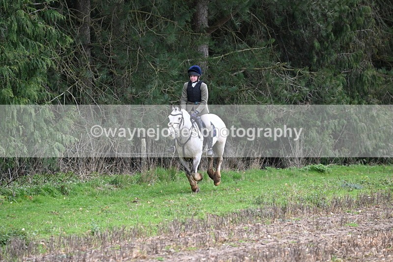 WJ6_9625 - Line Four