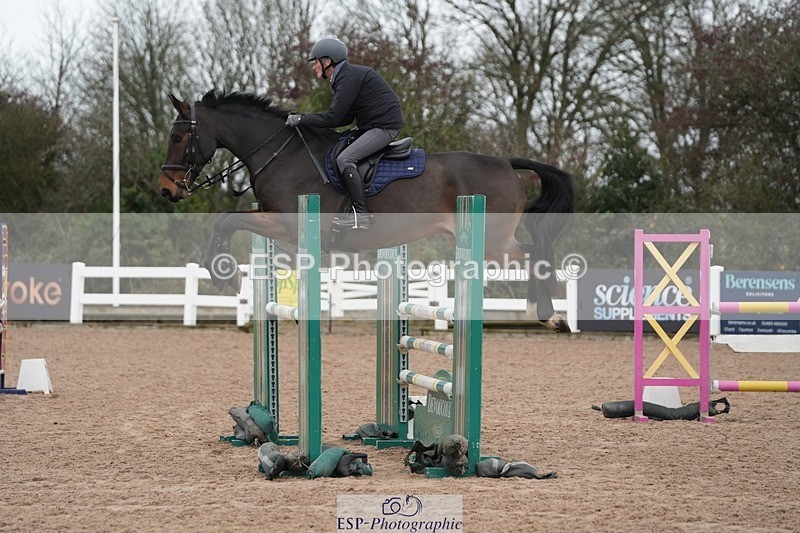 251109-111135-03498 - Cls 20 Newcomers and 1.10m Open