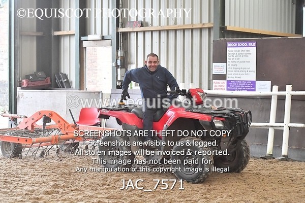 JAC_7571 - Class 3 Arena Eventing BE70 0.70m