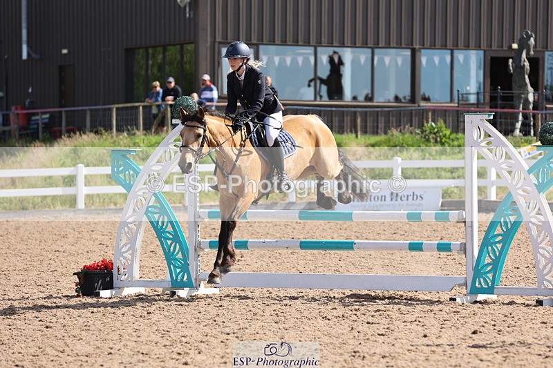 240629A-094047-03774 - Cls 17 Discovery and 90cm Open