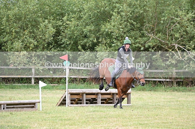 WJ6_6064 - 60cm XC Time 09:48 to 09:57