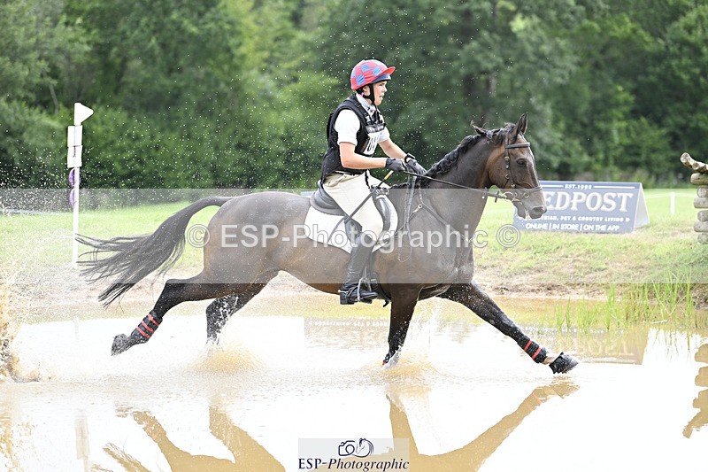 240804-113937-12098 - 415-Benjamin_Plunket-BARDUN_ACROBAT