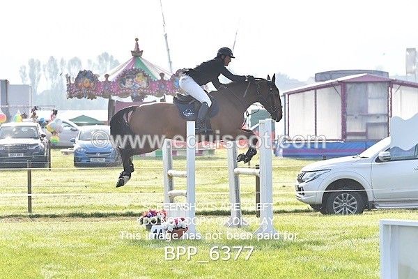 BPP_6377 - CLASS 1 Senior Newcomers/ 1.10m Open