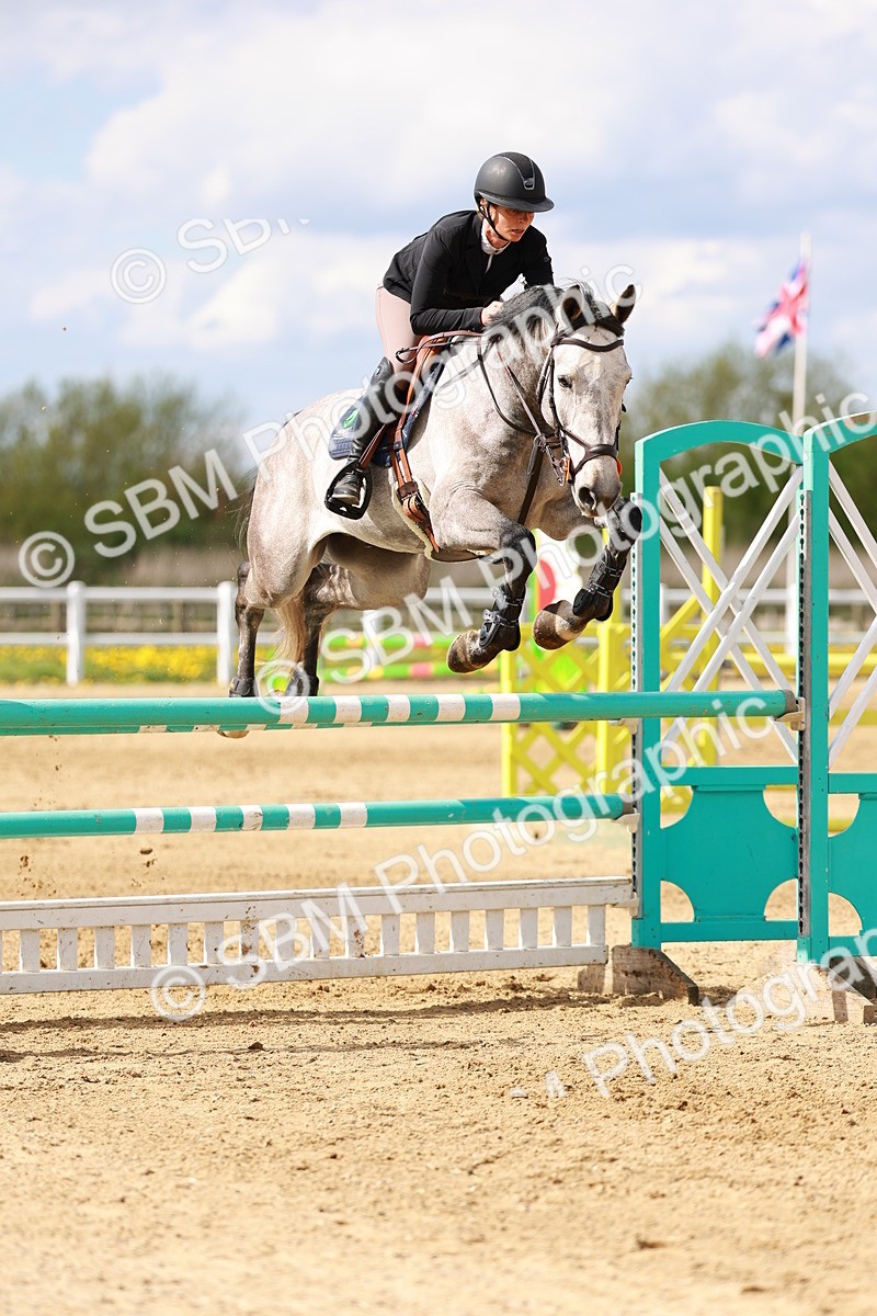 SBM_002123 - Class 4 - Senior Newcomers - 1.10m