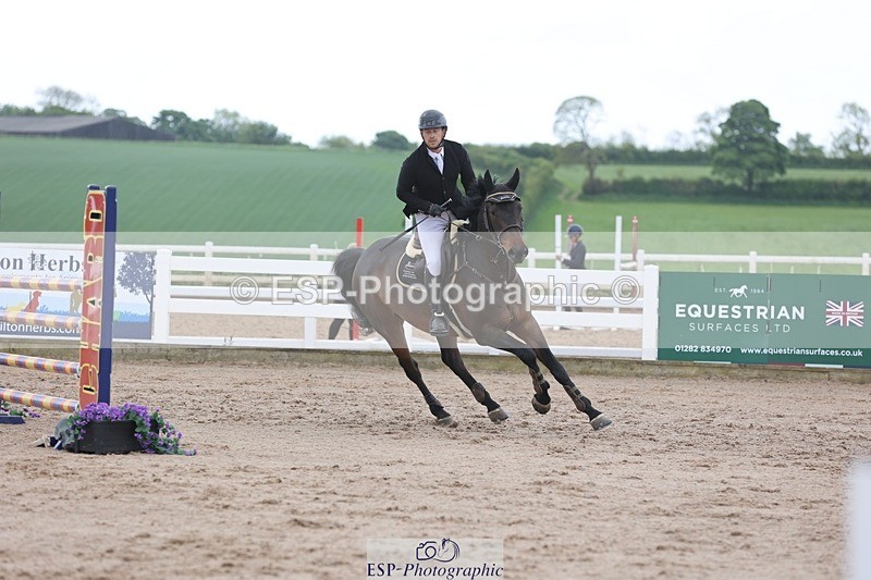 250508-101038-00435 - Cls 6 Snr British Novice and 90cm Open