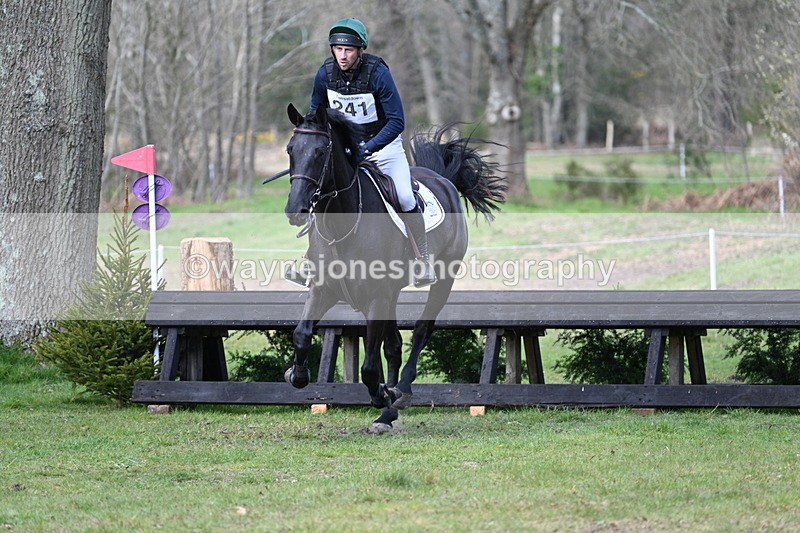 WJ7_2285 - Time 14:03 to 14:36